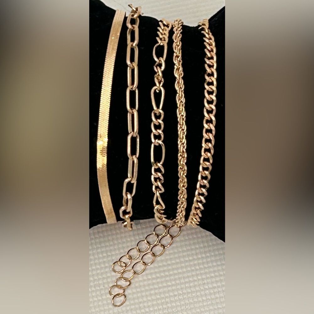 5-Piece Gold Tone Bracelet Set – Mixed Chain Styles | New In Package Gift-Ready